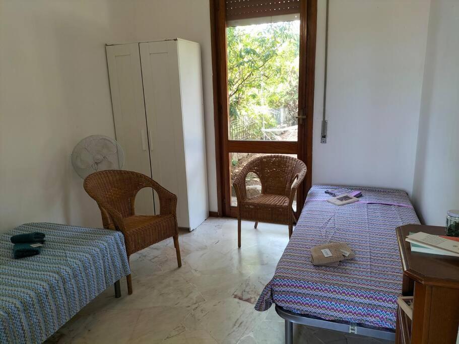 Casa Con Giardino: فاراتسي المظهر الخارجي الصورة