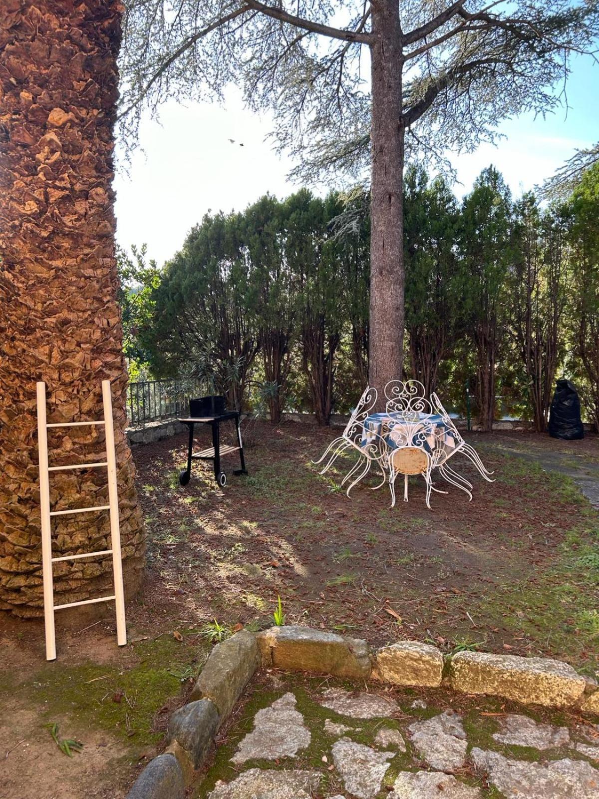 Casa Con Giardino: فاراتسي الغرفة الصورة